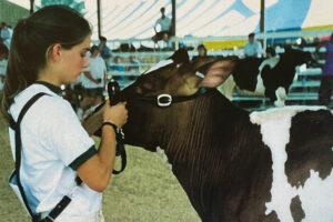 Before the Sun Rises: New York Times Reporter Alice Callahan ’89 on the Gifts of the Farm